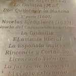 Plancha de hierro grabada  con las obras de Cervantes.  barniz protector para metales.